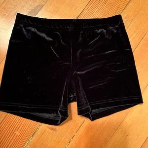 Black Velvet Twirls Short (xl) Kids dance short